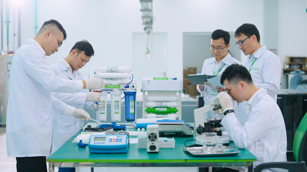Viện nghiên cứu và Ứng dụng Kangaroo là đơn vị nghiên cứu các công nghệ và giải pháp hữu ích cho sản phẩm